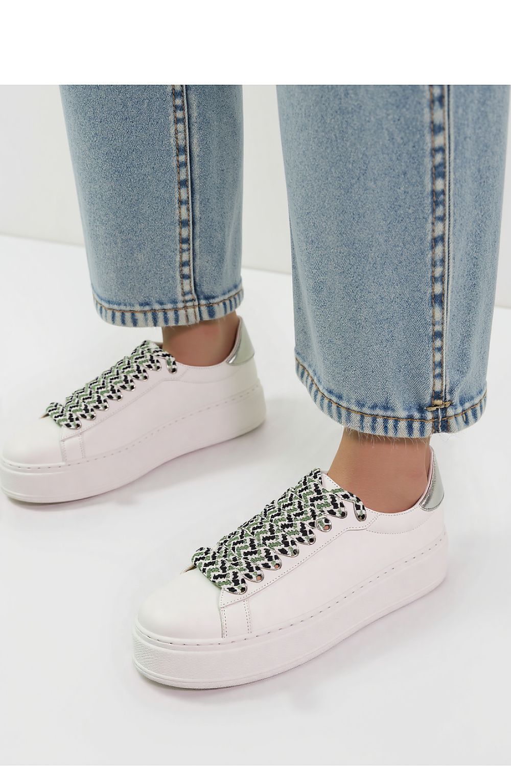  Chaussures de sport model 210229 Inello 