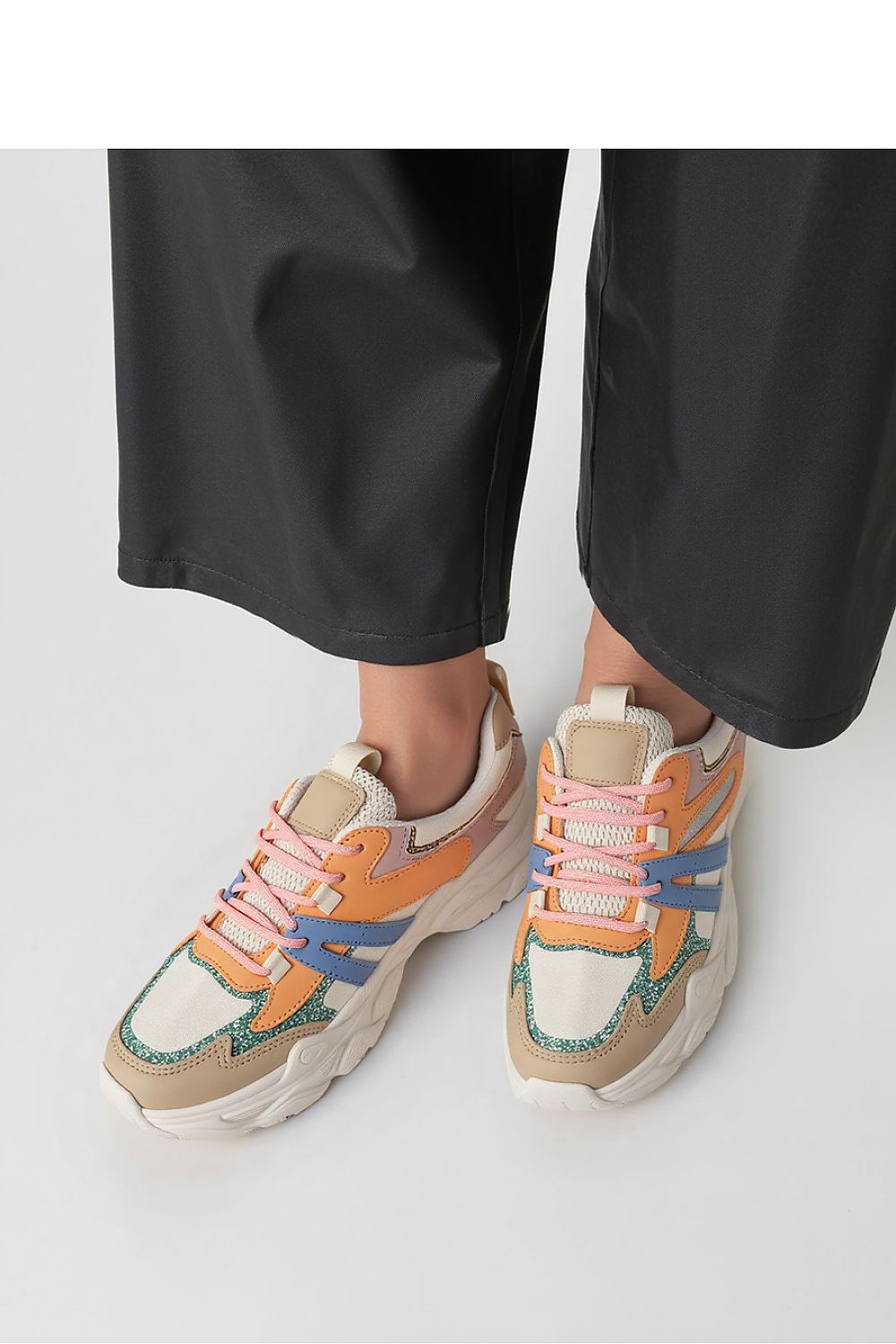  Chaussures de sport model 210239 Inello 