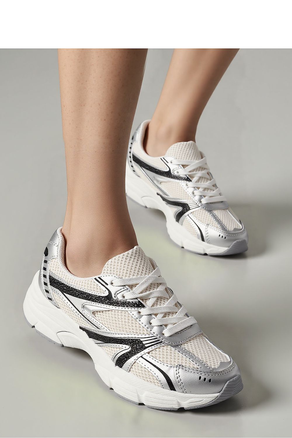  Chaussures de sport model 210243 Inello 