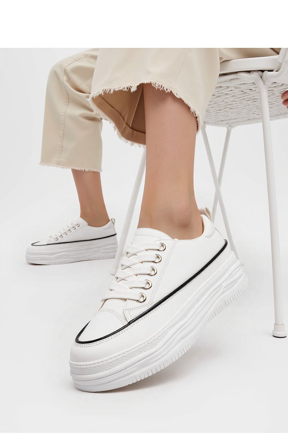  Chaussures de sport model 210273 Inello 
