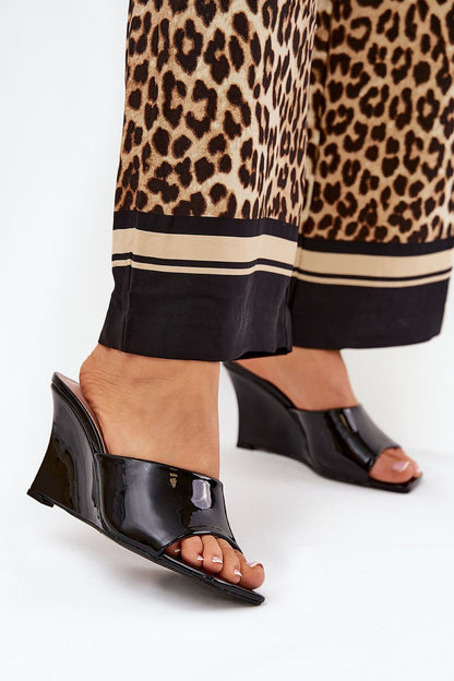 Clacquettes model 210786 Step in style 