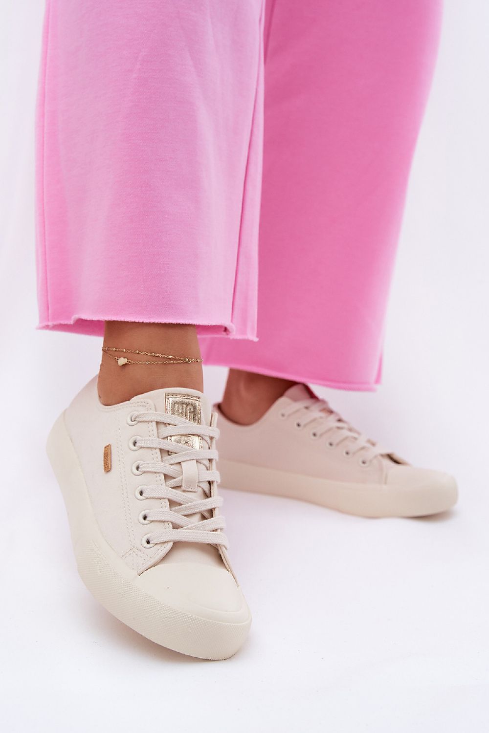  Baskets model 211351 Step in style 