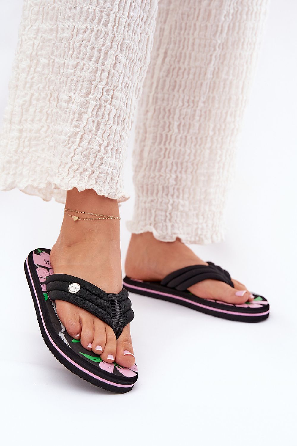  Tongs model 211677 Step in style 
