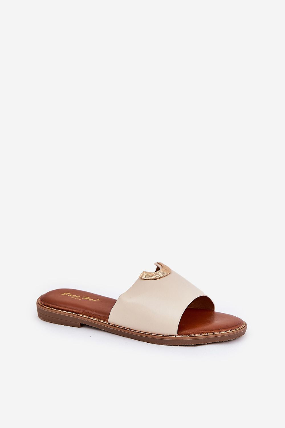  Clacquettes model 211706 Step in style 