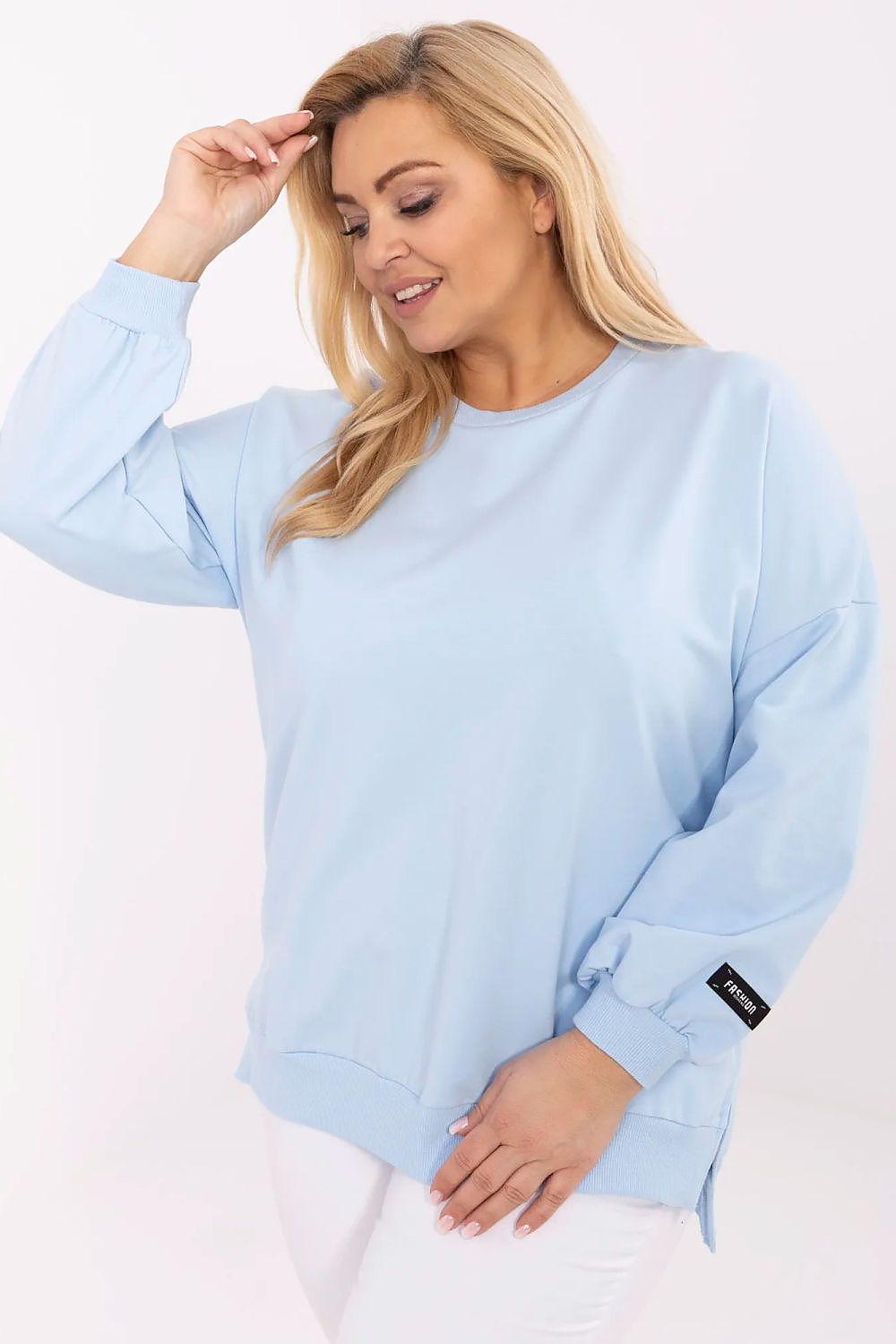  Sweatshirt model 211735 Relevance 