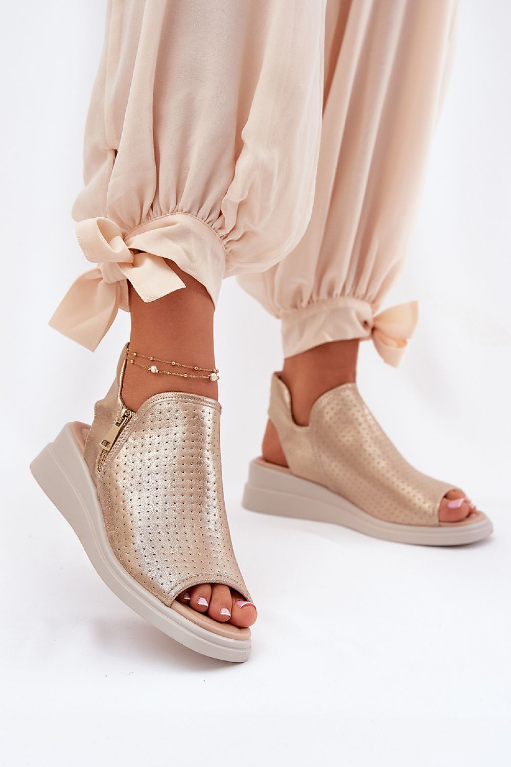  Cothurnes model 211946 Step in style 