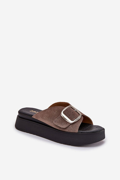  Clacquettes model 211969 Step in style 