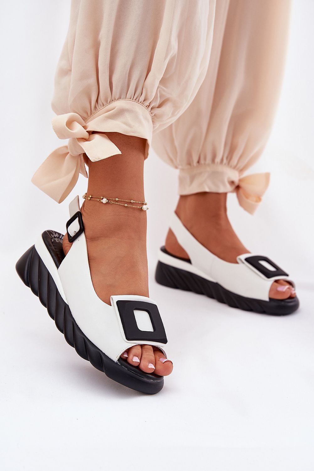  Cothurnes model 212131 Step in style 