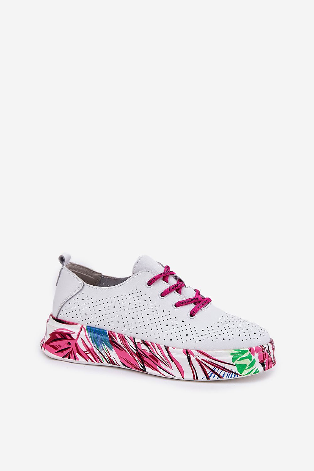  Chaussures de sport model 212138 Step in style 