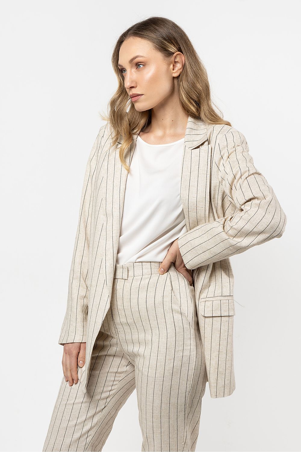  Vest model 212176 awama 
