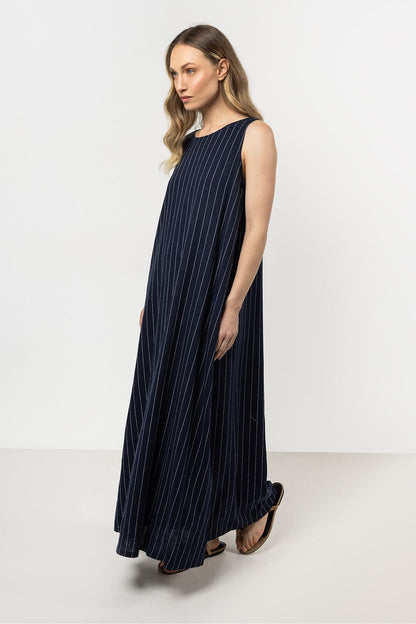  Robe de jour model 212181 awama 