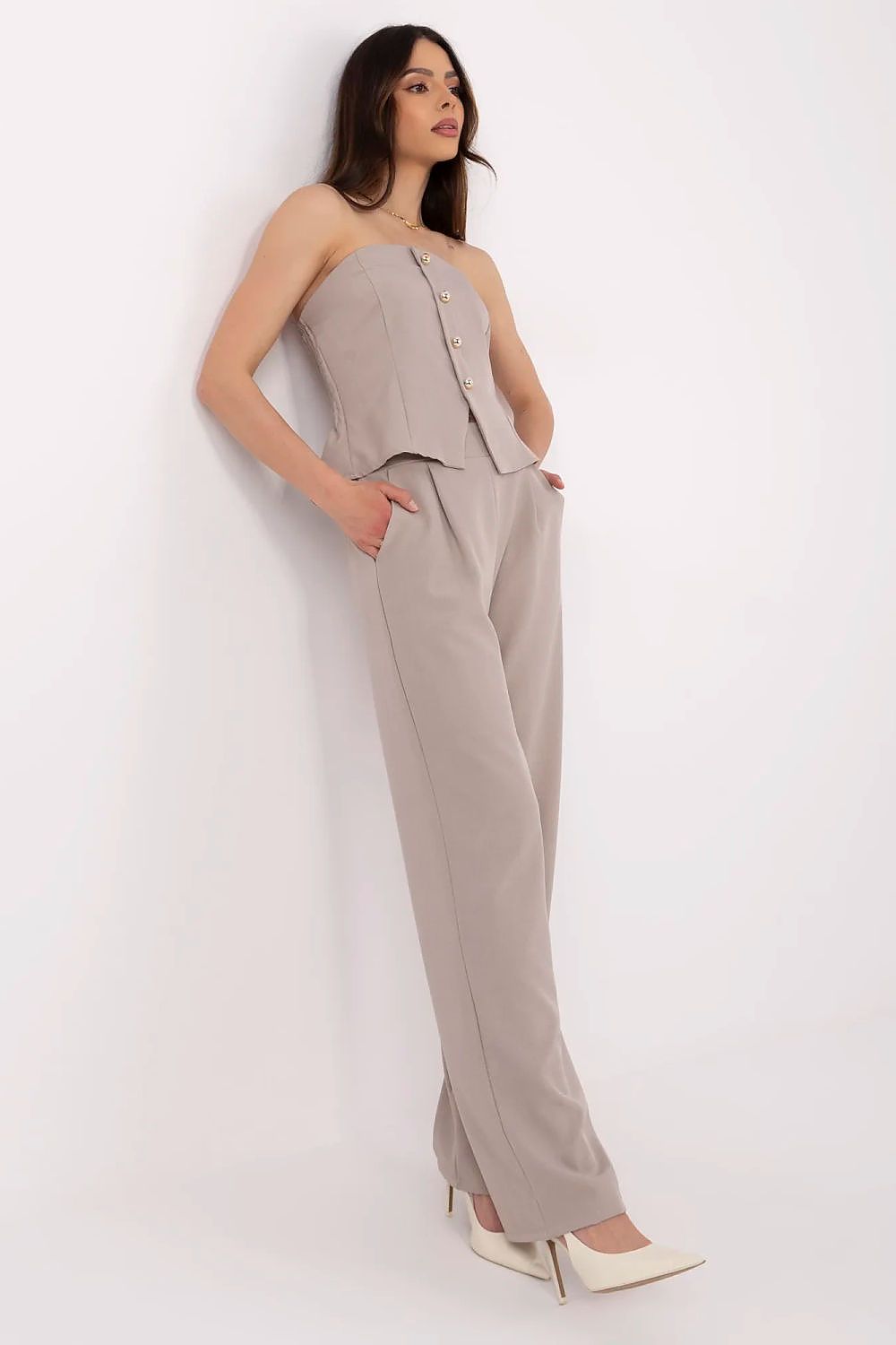  L`ensemble model 212277 Italy Moda 