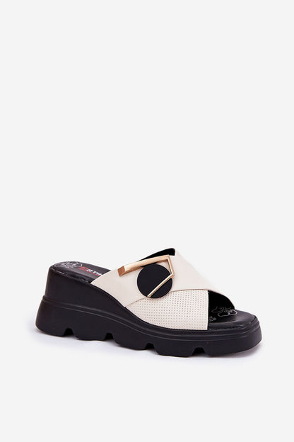  Clacquettes model 212347 Step in style 