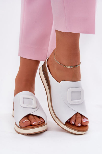  Clacquettes model 212708 Step in style 