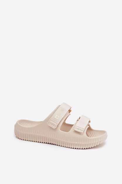  Clacquettes model 212710 Step in style 