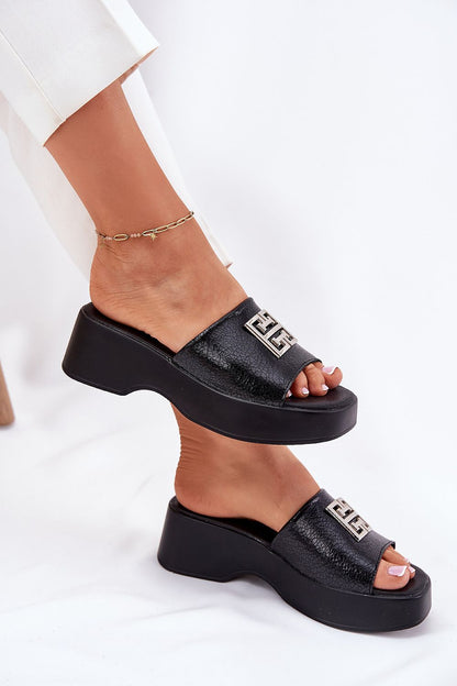  Clacquettes model 212881 Step in style 