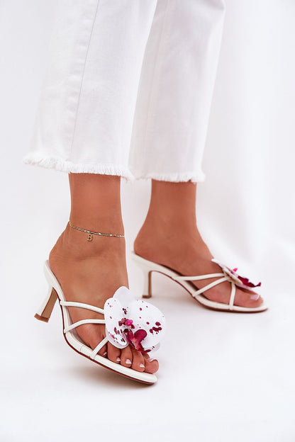  Clacquettes model 212883 Step in style 