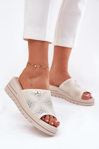  Clacquettes model 213040 Step in style 