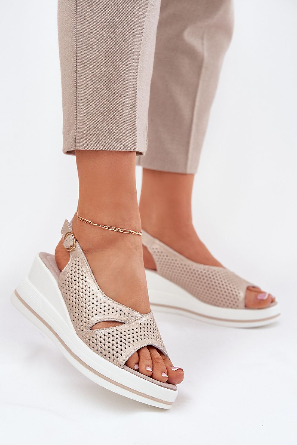  Cothurnes model 213456 Step in style 