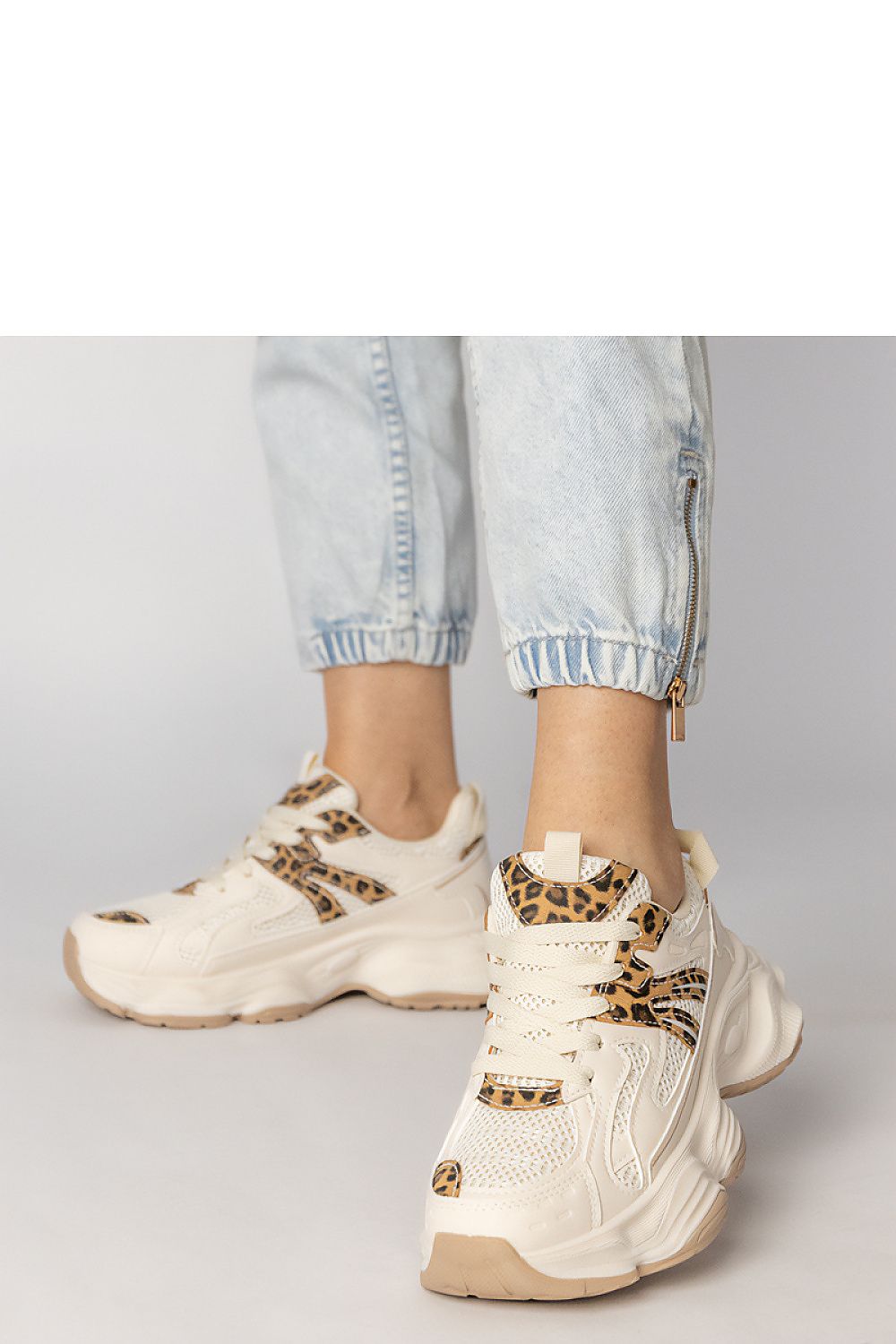  Chaussures de sport model 213997 PRIMO 