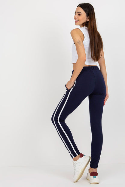  Pantalon survêtement model 214461 Rue Paris 