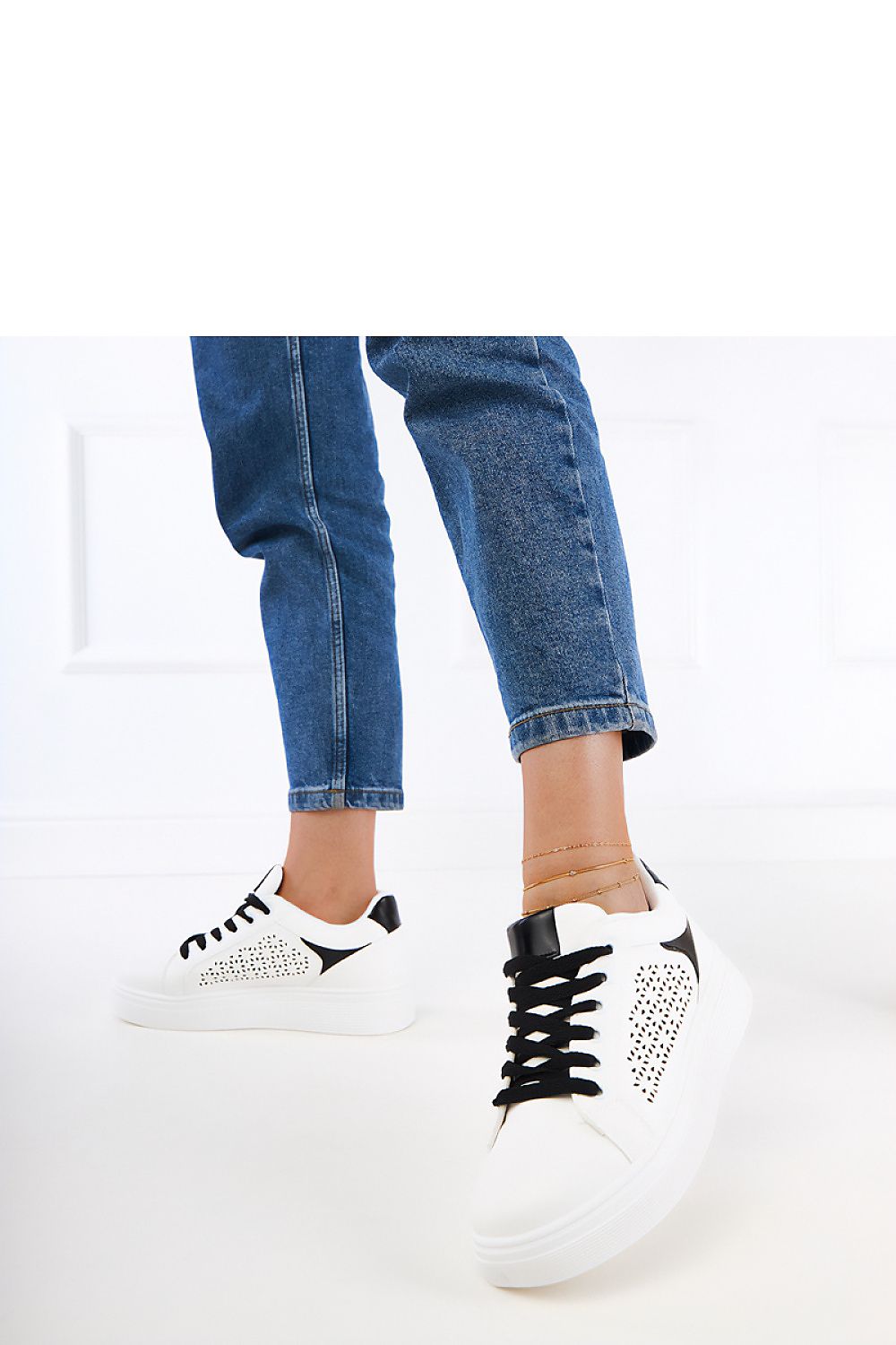  Chaussures de sport model 215090 PRIMO 