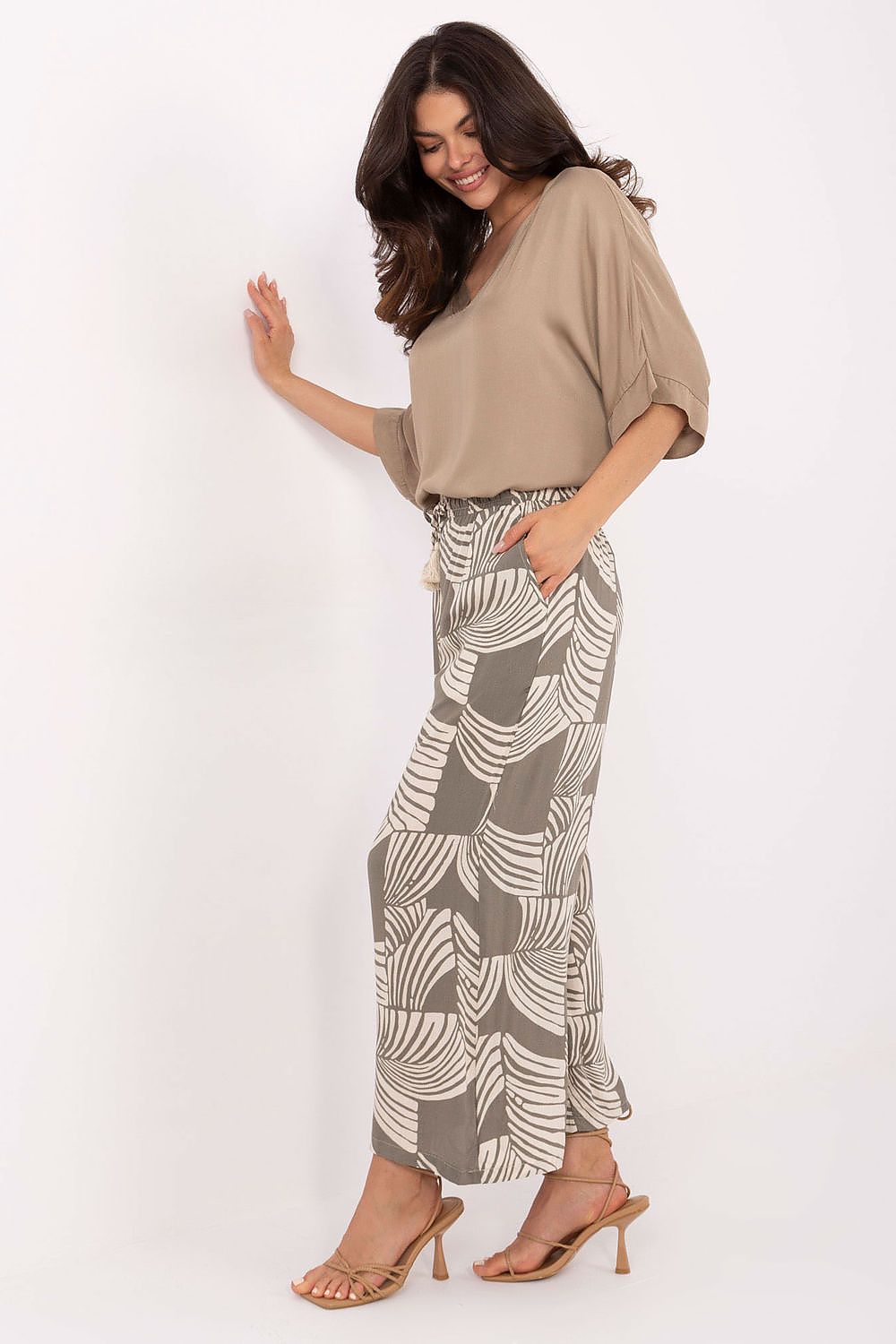  Pantalon femme model 215119 Sublevel 