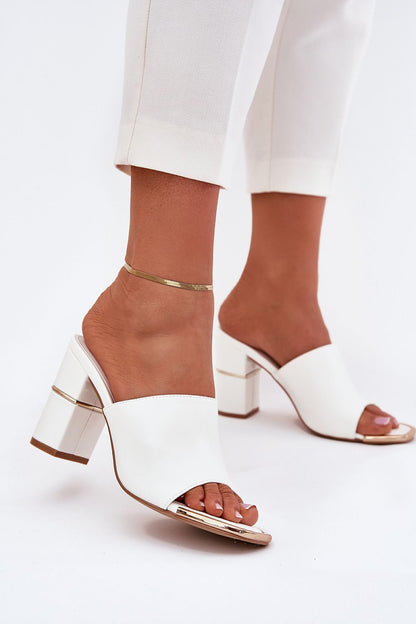  Clacquettes model 215418 Step in style 