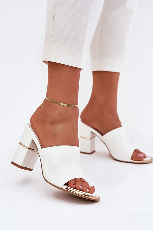  Clacquettes model 215418 Step in style 
