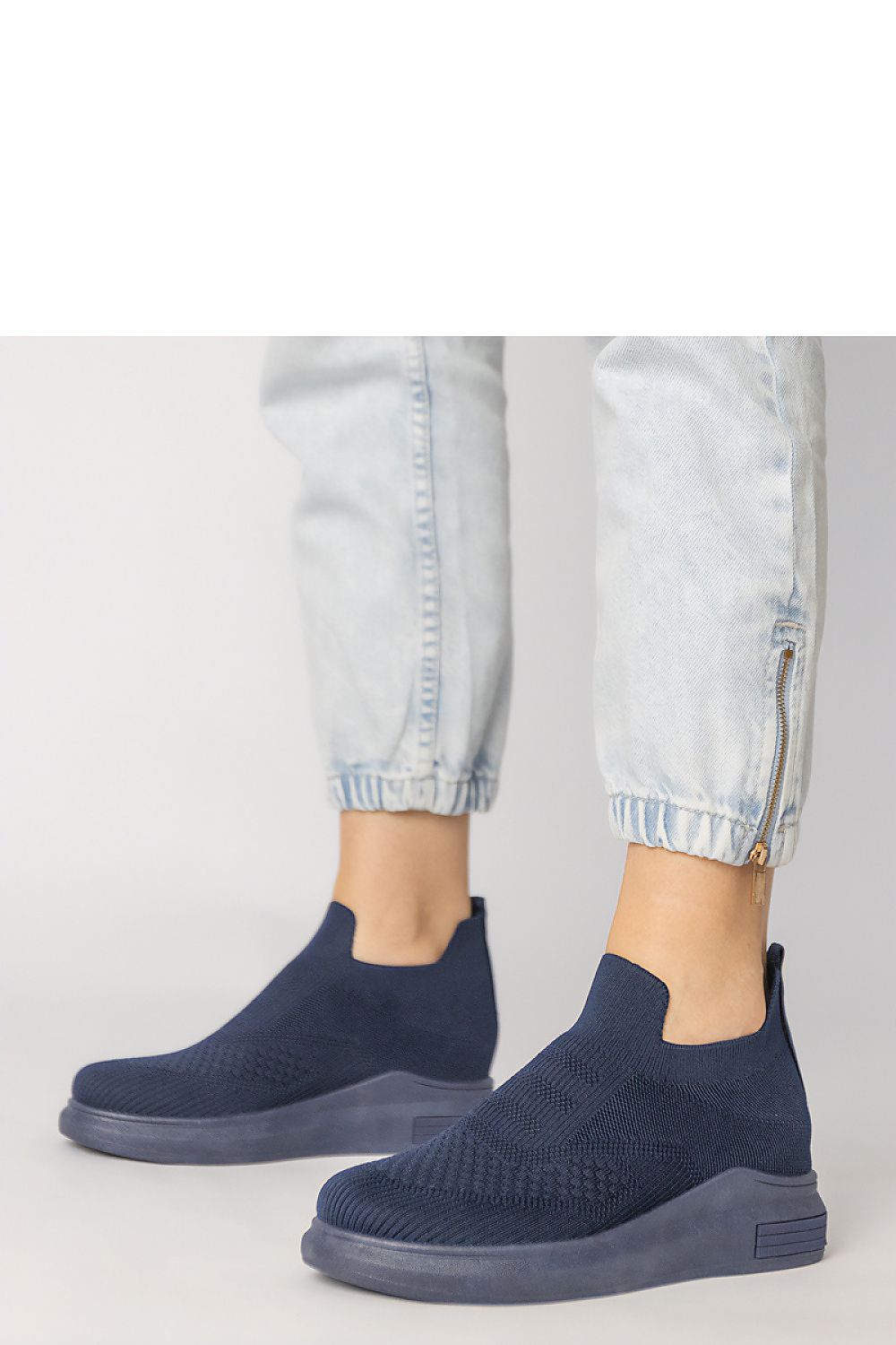  Chaussures de sport model 215452 PRIMO 