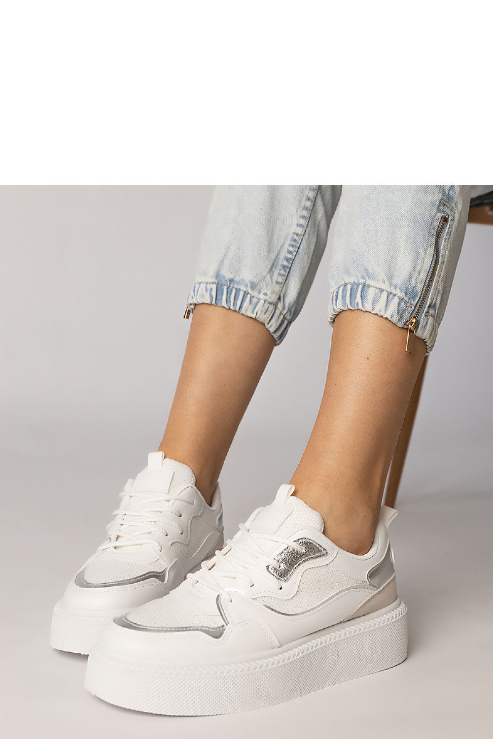  Chaussures de sport model 215457 PRIMO 