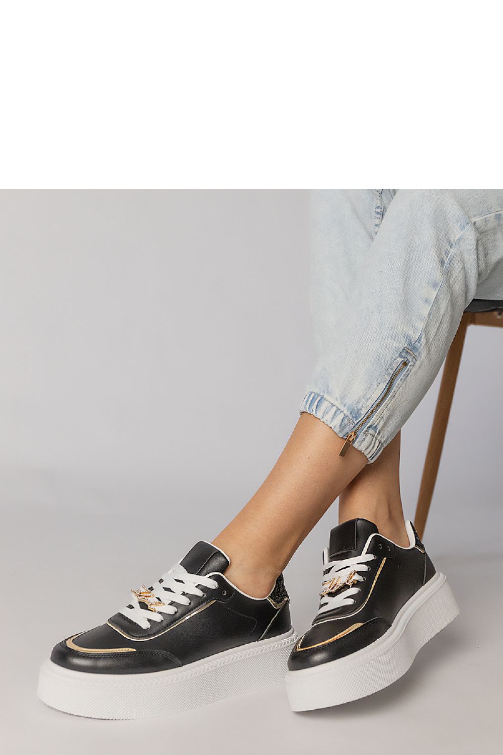  Chaussures de sport model 215458 PRIMO 