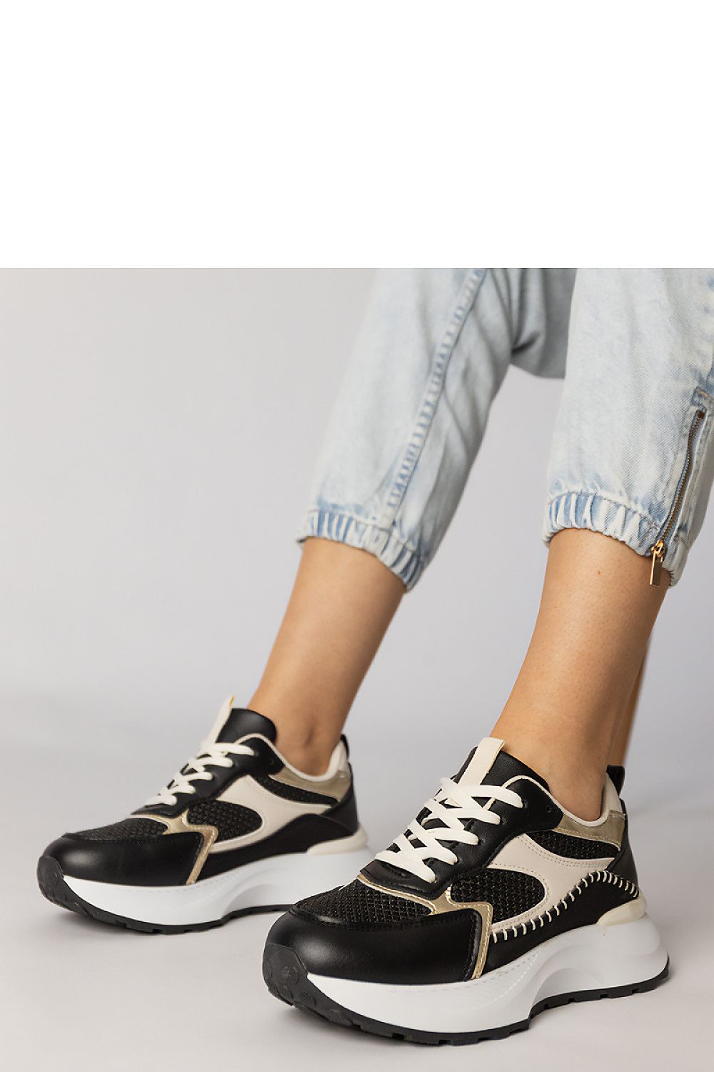  Chaussures de sport model 215459 PRIMO 