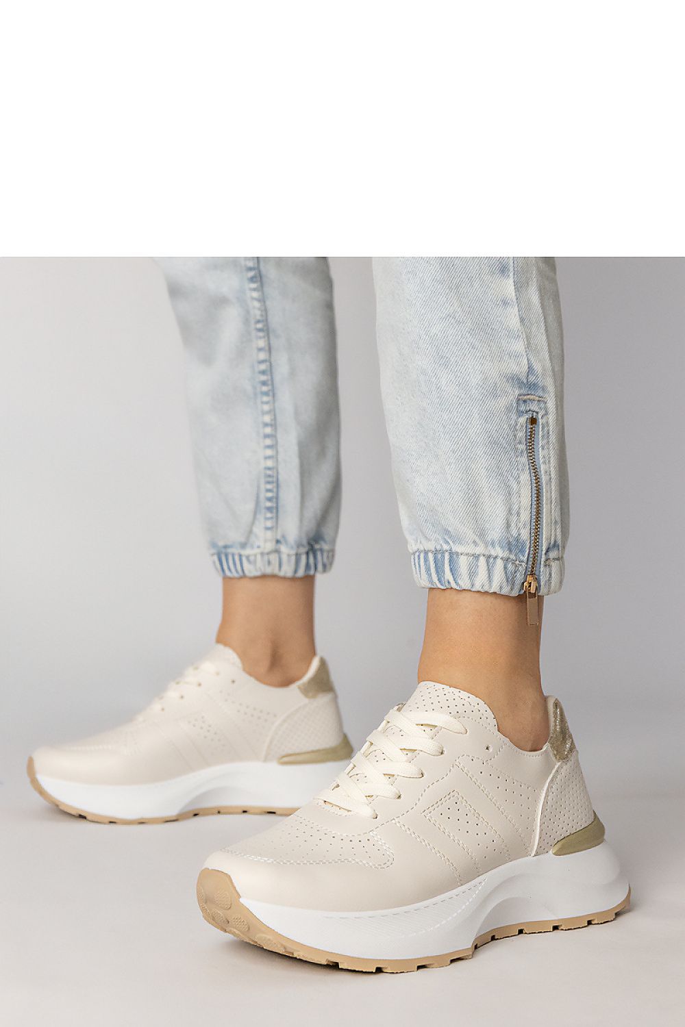  Chaussures de sport model 215462 PRIMO 