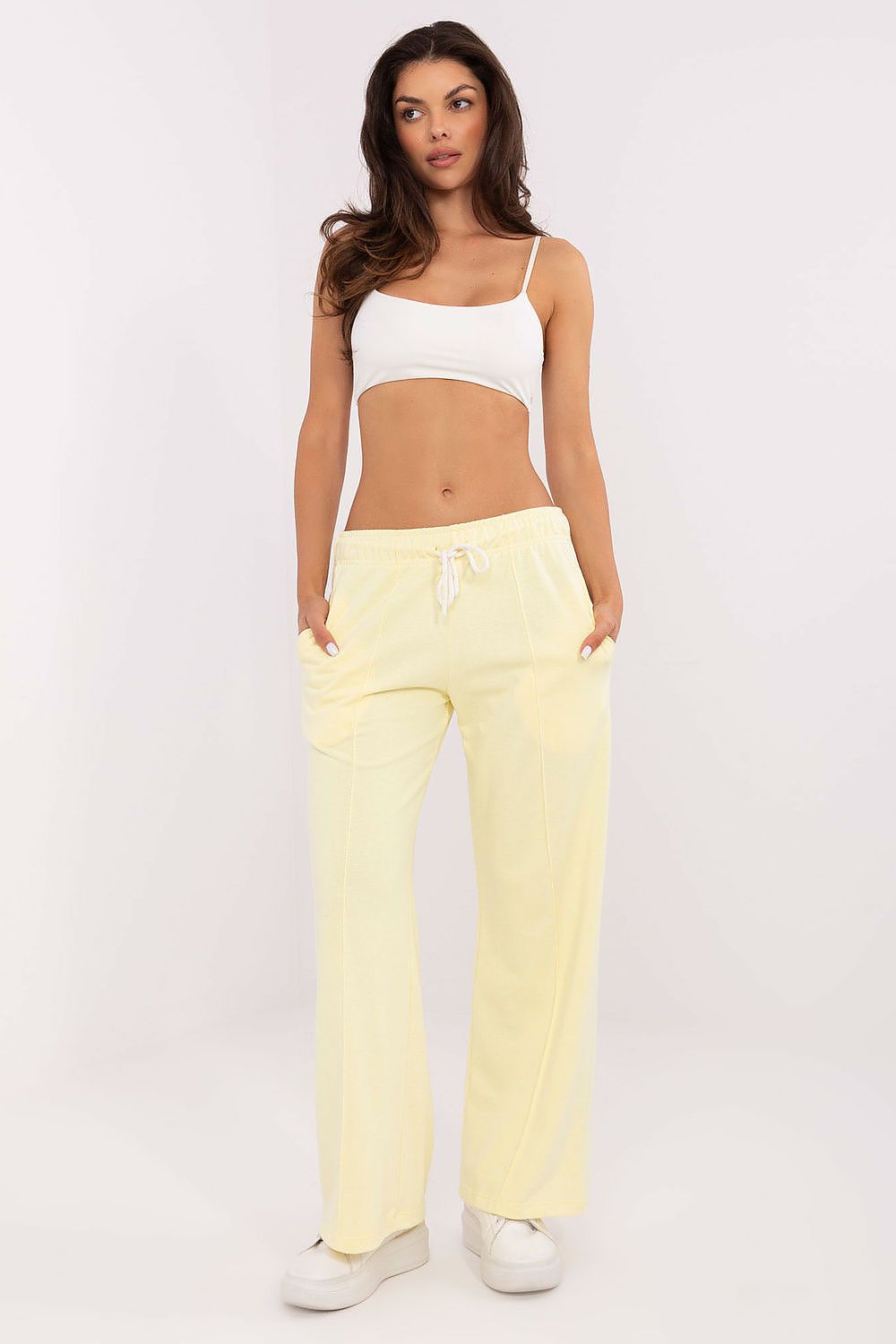  Pantalon survêtement model 215573 Relevance 