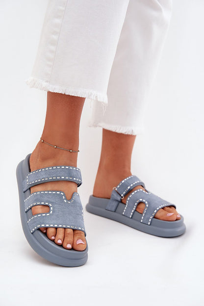  Clacquettes model 215724 Step in style 