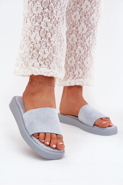  Clacquettes model 215736 Step in style 