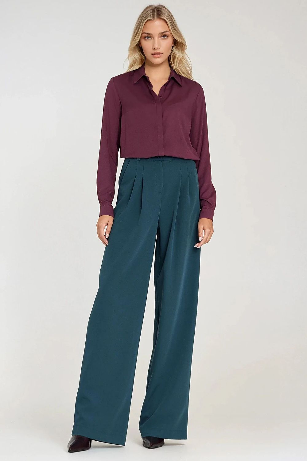  Pantalon femme model 219764 Nife 