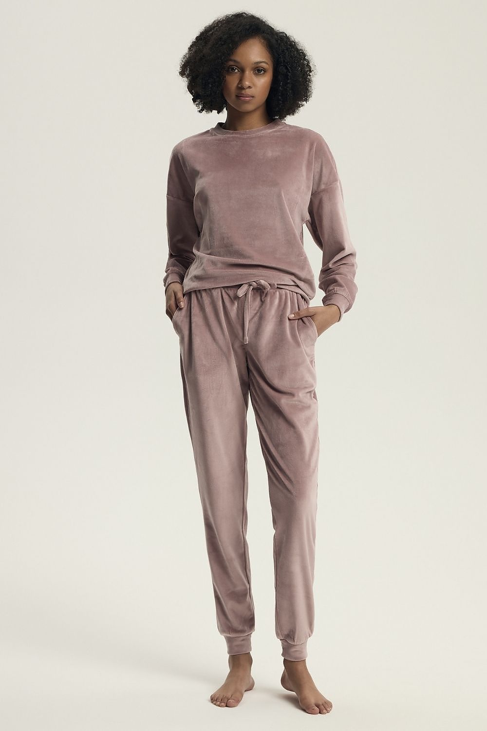  L`ensemble model 219803 Henderson 