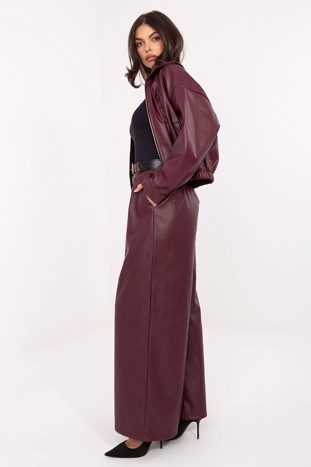  Pantalon femme model 219886 Rue Paris 
