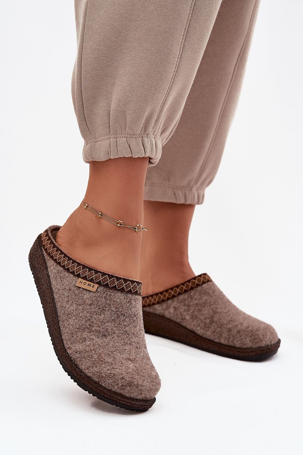  Pantoufles model 220066 Step in style 