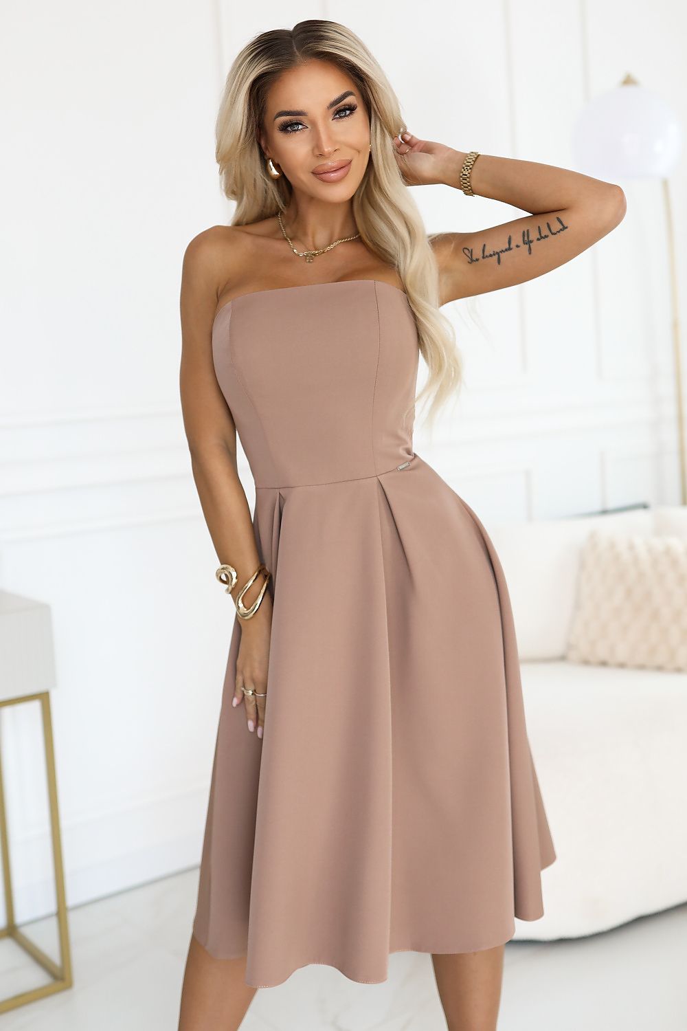  Robe de soirée model 221118 Numoco 