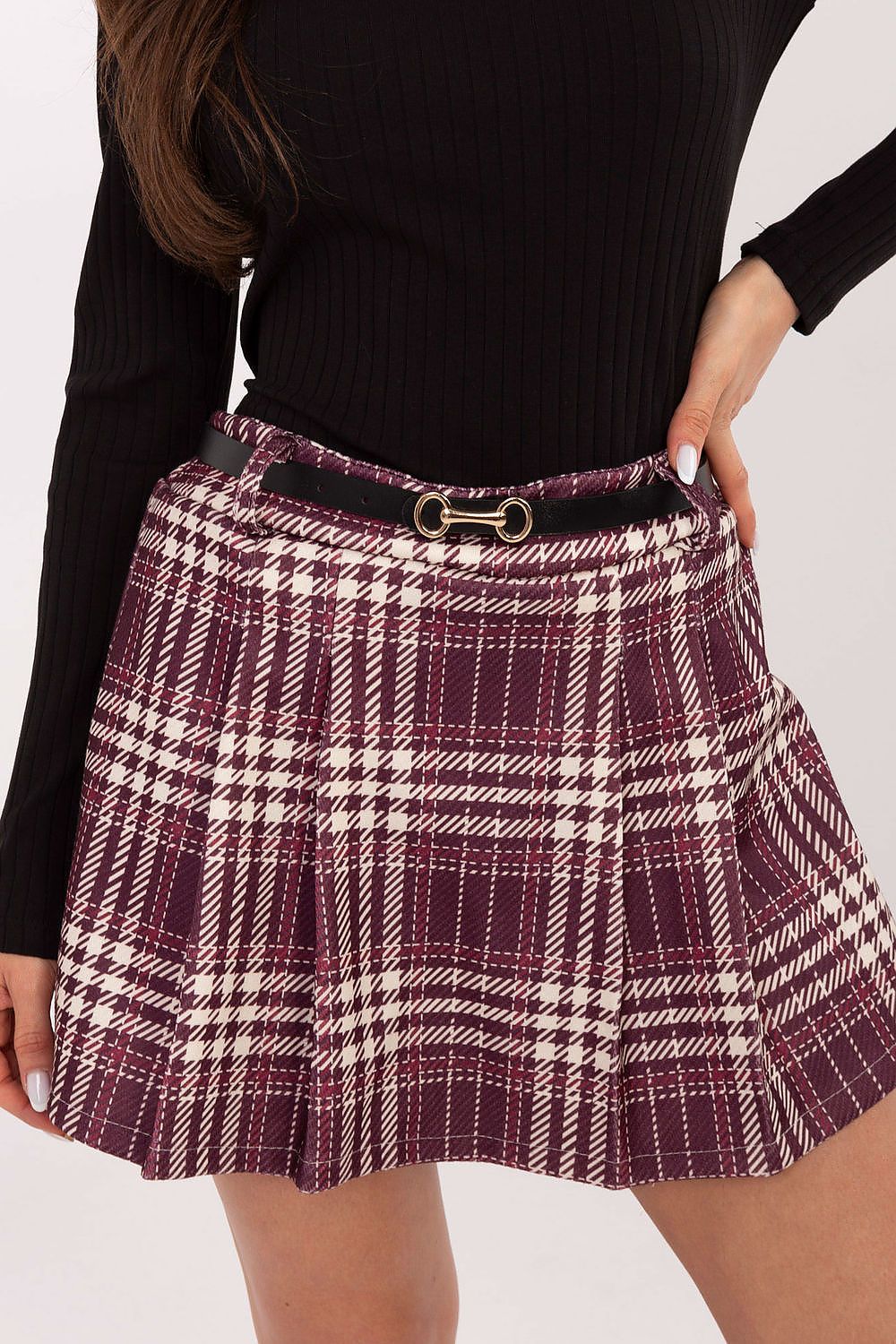  Shorts-jupe model 221571 Italy Moda 