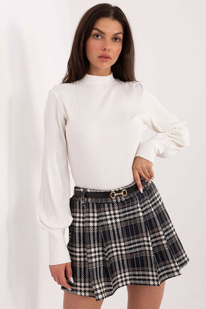 Shorts-jupe model 221573 Italy Moda 