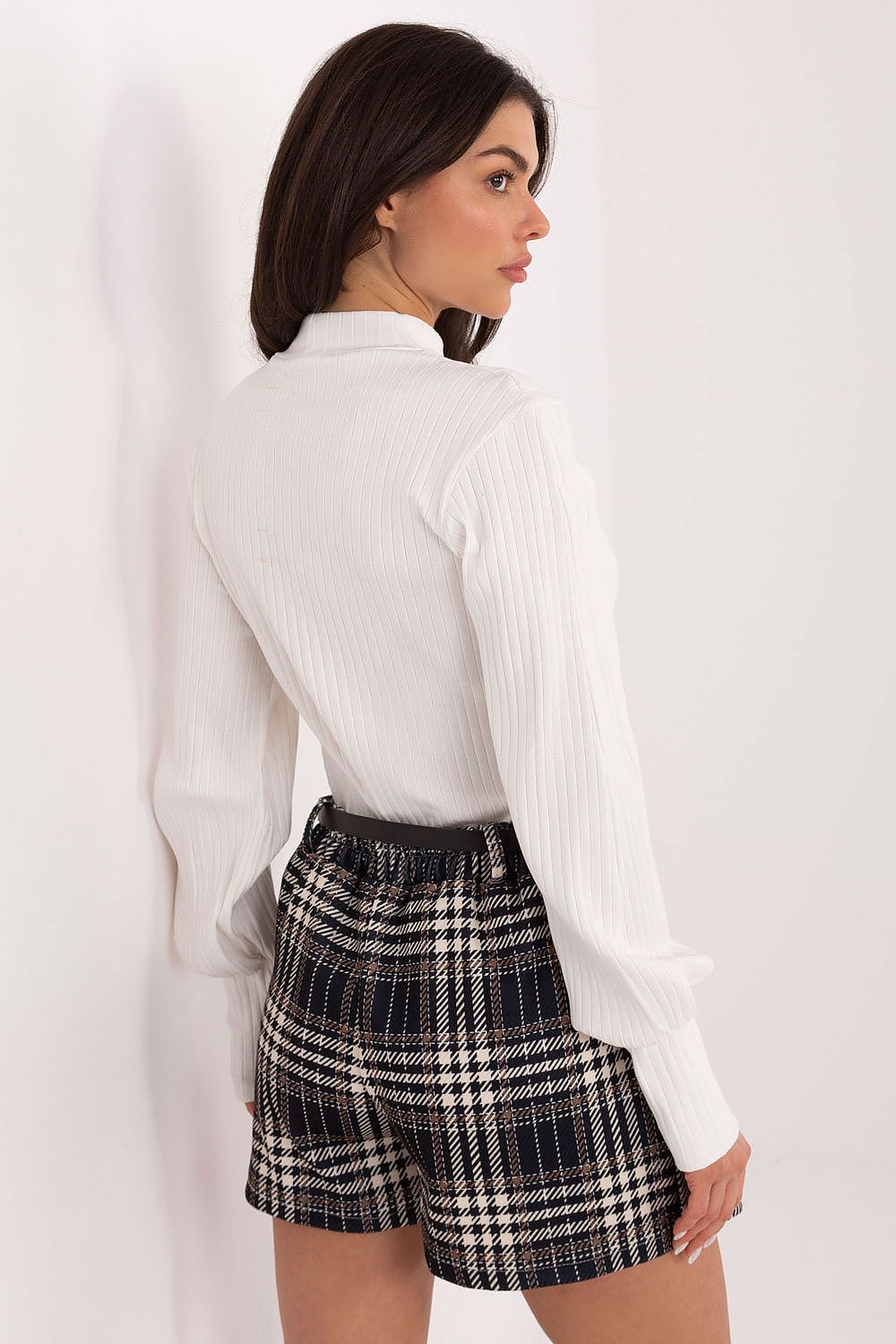  Shorts-jupe model 221573 Italy Moda 