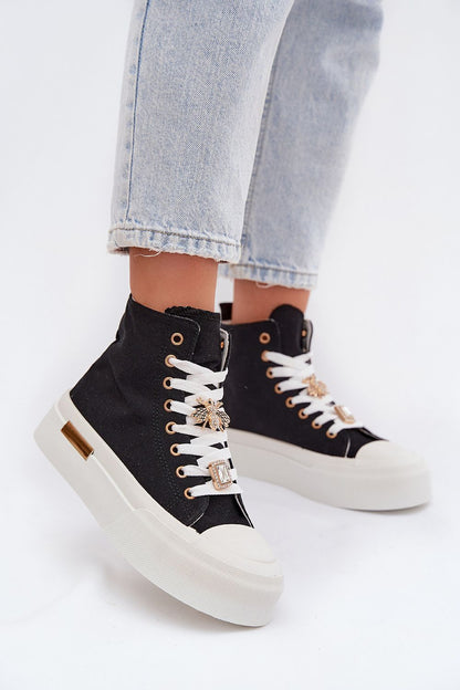  Baskets model 223606 Step in style 