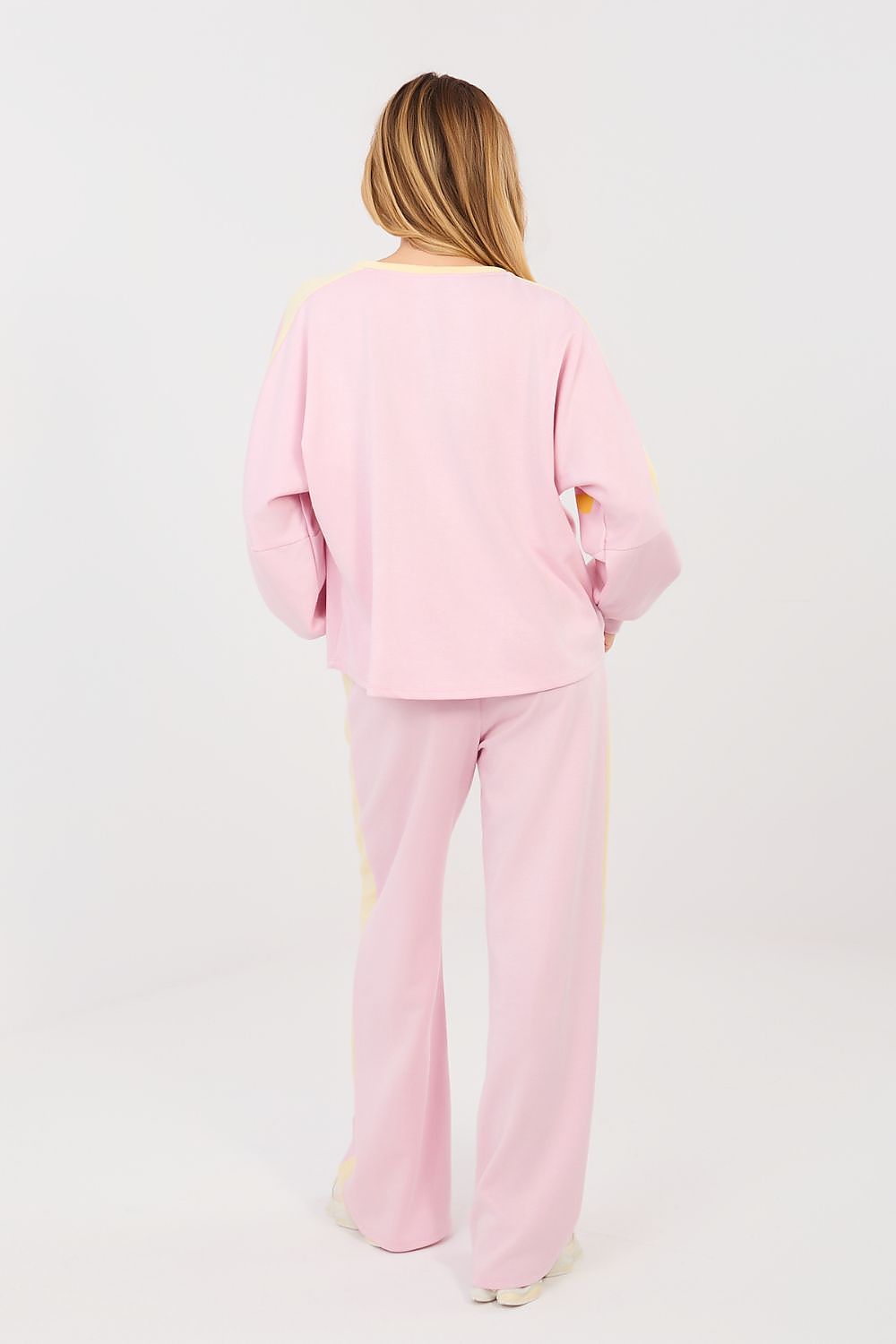  L`ensemble model 223954 Rue Paris 