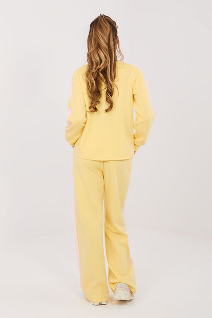  L`ensemble model 224273 Rue Paris 
