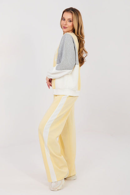  L`ensemble model 224789 Rue Paris 