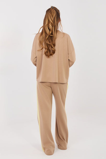  L`ensemble model 224799 Rue Paris 